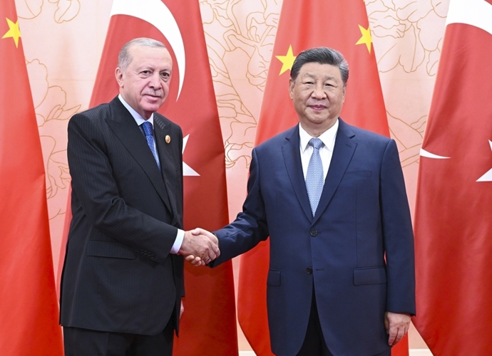 习近平会见土耳其总统埃尔多安