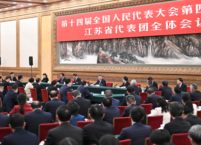 快讯：习近平参加江苏代表团审议