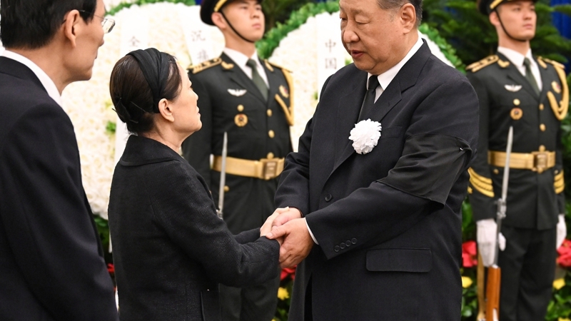 朱镕基同志遗体在京火化 习近平等到八宝山革命公墓送别